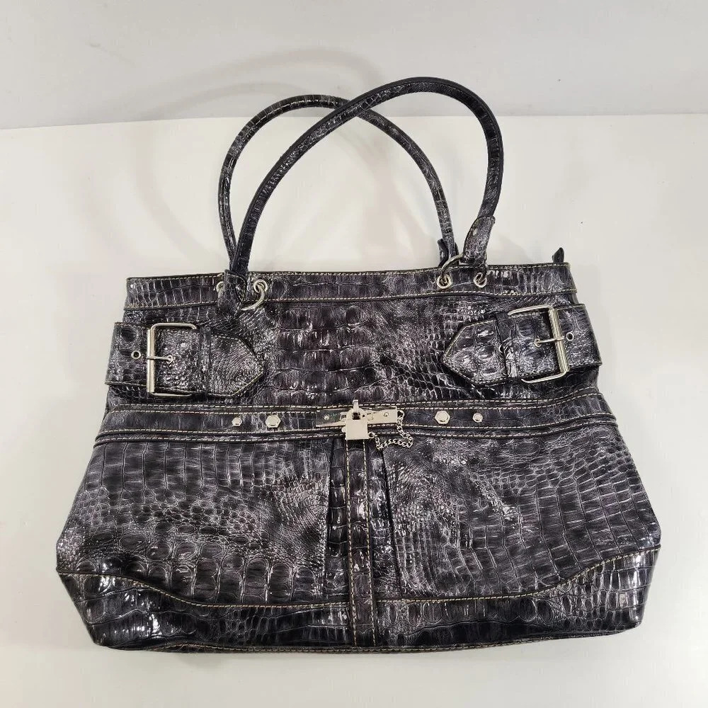 CNKW Canada Faux Snakeskin Purse Tote NEW
